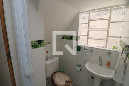 Casa à venda com 136m², 4 quartos e 1 vagaLavabo