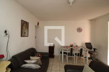 Casa à venda com 136m², 4 quartos e 1 vagaSala 2