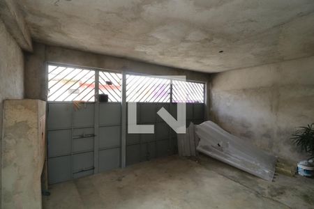 Casa à venda com 136m², 4 quartos e 1 vagaGaragem