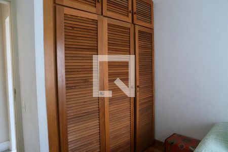 Apartamento à venda com 64m², 2 quartos e 1 vagaQuarto 2