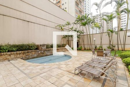 Apartamento à venda com 350m², 4 quartos e 4 vagas Apartamento à venda com 350m², 4 quartos e 4 vagasPiscina