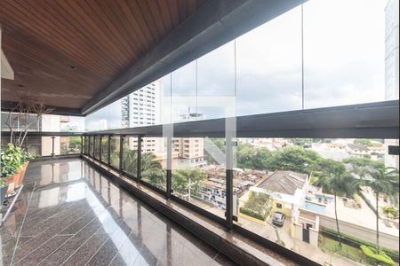 Apartamento à venda com 350m², 4 quartos e 4 vagas Apartamento à venda com 350m², 4 quartos e 4 vagasVaranda da Sala