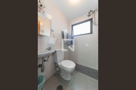 Apartamento à venda com 350m², 4 quartos e 4 vagas Apartamento à venda com 350m², 4 quartos e 4 vagasÁrea de Serviço - Banheiro