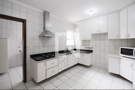 Apartamento para alugar com 133m², 3 quartos e 2 vagasCozinha - Armários