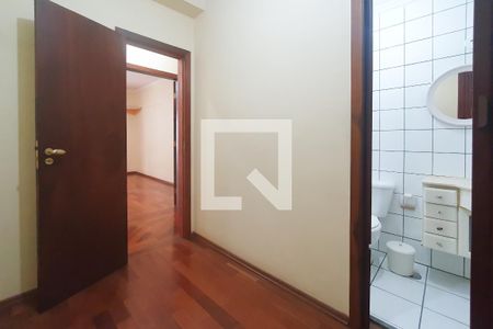 Apartamento para alugar com 133m², 3 quartos e 2 vagasQuarto de Serviço