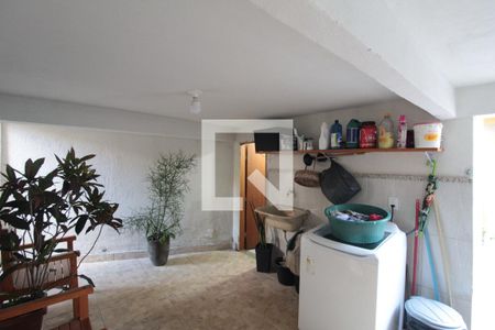 Casa à venda com 200m², 2 quartos e 3 vagasÁrea de Serviço