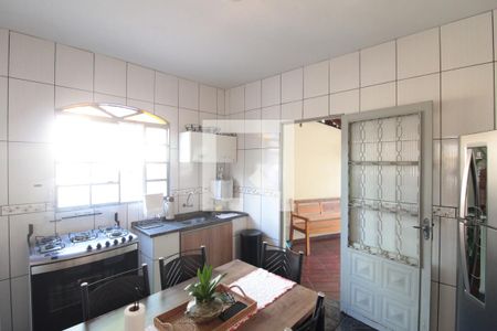 Casa à venda com 200m², 2 quartos e 3 vagasCozinha