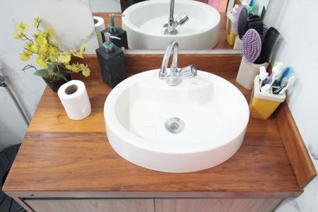 Casa à venda com 200m², 2 quartos e 3 vagasBanheiro Social