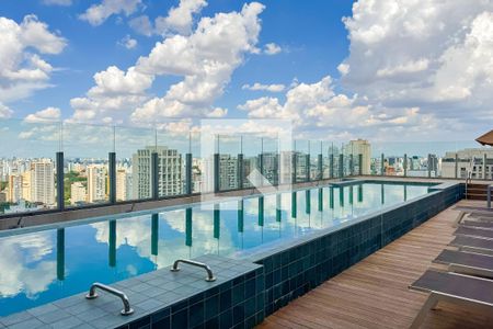 Studio para alugar com 27m², 1 quarto e sem vaga Studio para alugar com 27m², 1 quarto e sem vagaPiscina