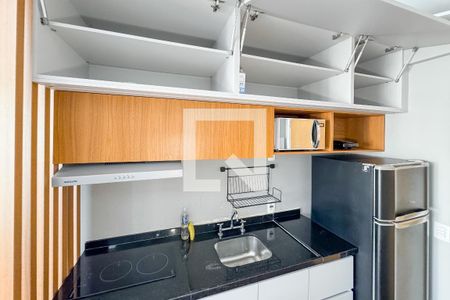 Studio para alugar com 27m², 1 quarto e sem vaga Studio para alugar com 27m², 1 quarto e sem vagaCozinha - Armários