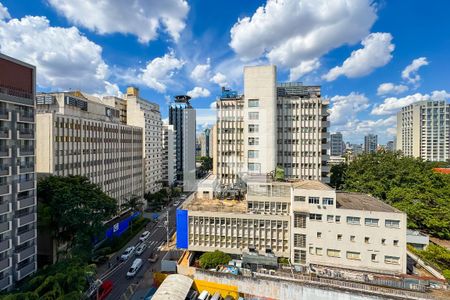Studio para alugar com 27m², 1 quarto e sem vaga Studio para alugar com 27m², 1 quarto e sem vagaVaranda