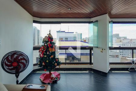 Apartamento para alugar com 252m², 4 quartos e 2 vagasVaranda - Sala