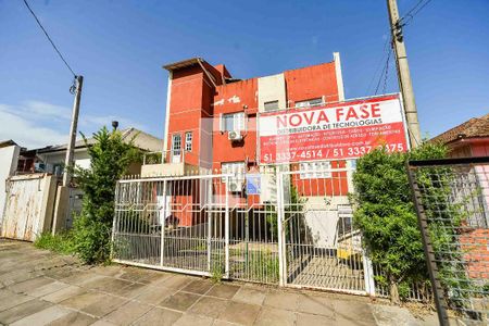 Apartamento à venda com 80m², 3 quartos e 1 vaga Apartamento à venda com 80m², 3 quartos e 1 vagaFachada
