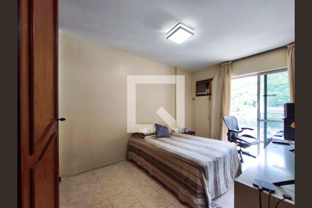 Apartamento à venda com 150m², 4 quartos e 3 vagas Apartamento à venda com 150m², 4 quartos e 3 vagasQuarto 1