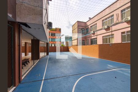 Apartamento à venda com 150m², 4 quartos e 3 vagas Apartamento à venda com 150m², 4 quartos e 3 vagasQuadra Esportiva