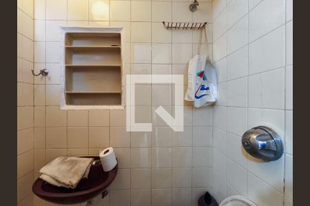 Apartamento à venda com 150m², 4 quartos e 3 vagas Apartamento à venda com 150m², 4 quartos e 3 vagasBanheiro de serviço