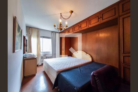 Apartamento à venda com 150m², 4 quartos e 3 vagas Apartamento à venda com 150m², 4 quartos e 3 vagasSuíte