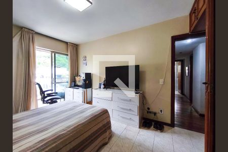 Apartamento à venda com 150m², 4 quartos e 3 vagas Apartamento à venda com 150m², 4 quartos e 3 vagasQuarto 1