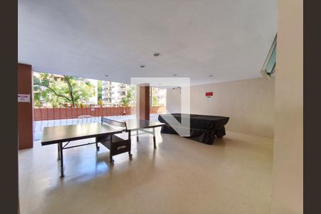 Apartamento à venda com 150m², 4 quartos e 3 vagas Apartamento à venda com 150m², 4 quartos e 3 vagasÁrea comum - Playground