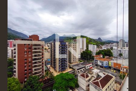 Apartamento à venda com 150m², 4 quartos e 3 vagas Apartamento à venda com 150m², 4 quartos e 3 vagasVista da Suíte