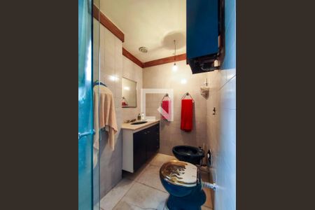 Apartamento à venda com 150m², 4 quartos e 3 vagas Apartamento à venda com 150m², 4 quartos e 3 vagasBanheiro da Suíte