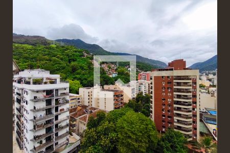 Apartamento à venda com 150m², 4 quartos e 3 vagas Apartamento à venda com 150m², 4 quartos e 3 vagasVista da Suíte