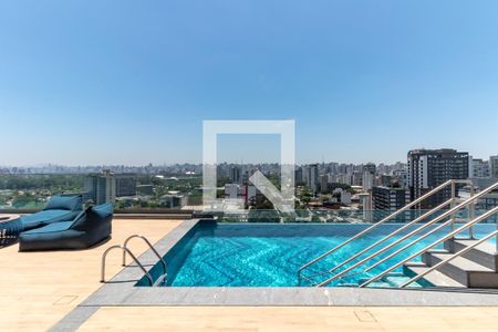 Studio à venda com 27m², 1 quarto e sem vaga Studio à venda com 27m², 1 quarto e sem vagaÁrea comum - Piscina