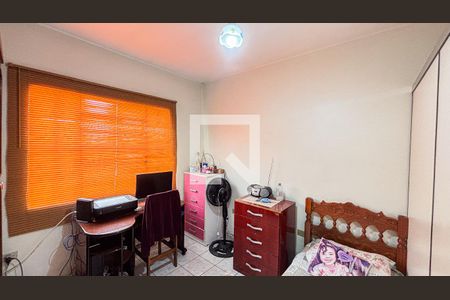 Casa à venda com 150m², 3 quartos e 2 vagas Casa à venda com 150m², 3 quartos e 2 vagasQuarto 2