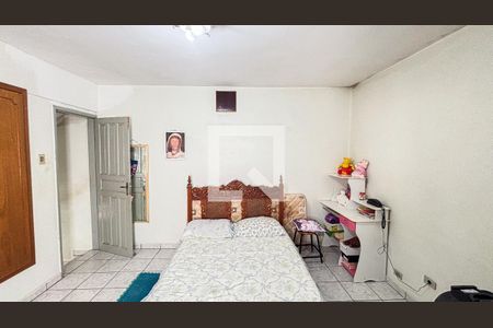 Casa à venda com 150m², 3 quartos e 2 vagas Casa à venda com 150m², 3 quartos e 2 vagasQuarto 3