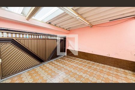 Casa à venda com 150m², 3 quartos e 2 vagas Casa à venda com 150m², 3 quartos e 2 vagasGaragem