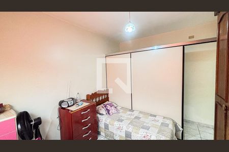 Casa à venda com 150m², 3 quartos e 2 vagas Casa à venda com 150m², 3 quartos e 2 vagasQuarto 2