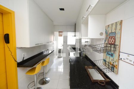 Apartamento à venda com 75m², 2 quartos e 1 vagaCozinha