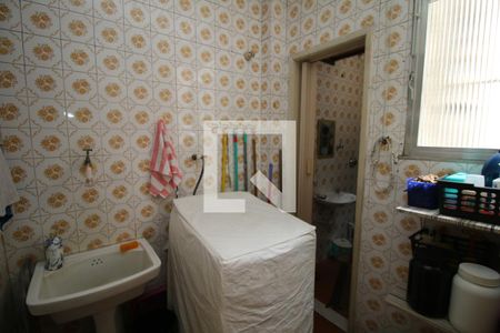 Apartamento à venda com 75m², 2 quartos e 1 vagaÁrea de Serviço