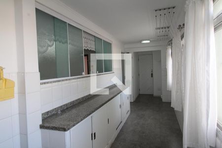 Apartamento para alugar com 212m², 3 quartos e 2 vagasÁrea de Serviço