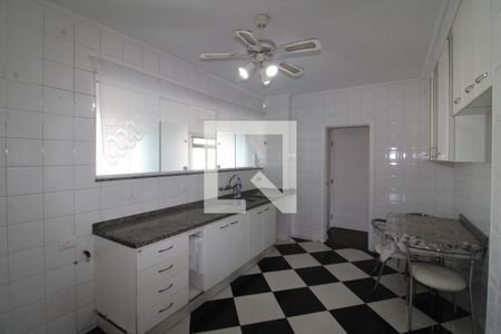 Apartamento para alugar com 212m², 3 quartos e 2 vagasCozinha