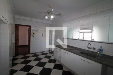 Apartamento para alugar com 212m², 3 quartos e 2 vagasCozinha