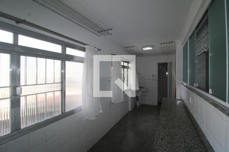 Apartamento para alugar com 212m², 3 quartos e 2 vagasÁrea de Serviço