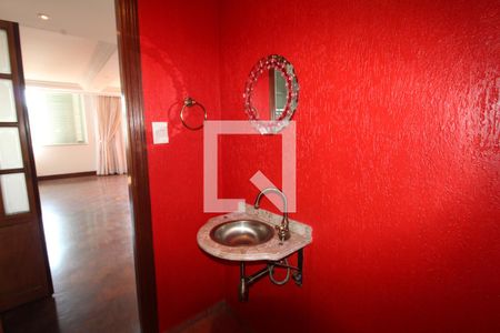 Apartamento para alugar com 212m², 3 quartos e 2 vagasLavabo