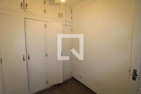 Apartamento para alugar com 212m², 3 quartos e 2 vagasÁrea de Serviço - Quarto
