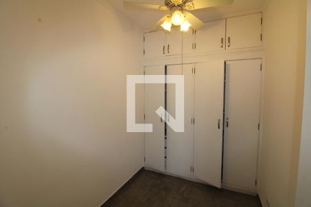 Apartamento para alugar com 212m², 3 quartos e 2 vagasÁrea de Serviço - Quarto