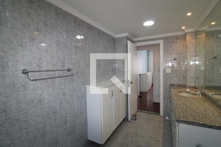 Apartamento para alugar com 212m², 3 quartos e 2 vagasBanheiro 1