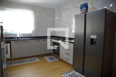 Casa à venda com 230m², 3 quartos e 2 vagasCozinha 