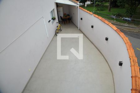 Casa à venda com 230m², 3 quartos e 2 vagasÁrea de serviço 