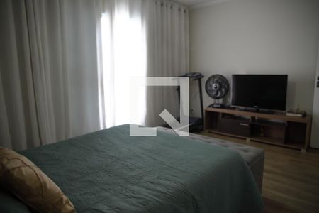 Casa à venda com 230m², 3 quartos e 2 vagasQuarto 