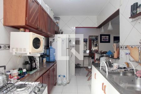 Apartamento à venda com 47m², 1 quarto e sem vagaCozinha + Área de Serviço