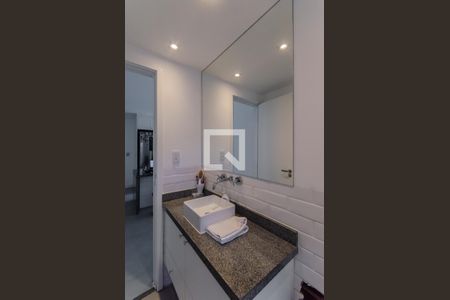 Apartamento à venda com 47m², 2 quartos e 1 vaga Apartamento à venda com 47m², 2 quartos e 1 vagaBanheiro Social