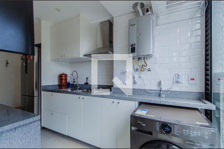 Apartamento à venda com 47m², 2 quartos e 1 vaga Apartamento à venda com 47m², 2 quartos e 1 vagaCozinha e Área de Serviço