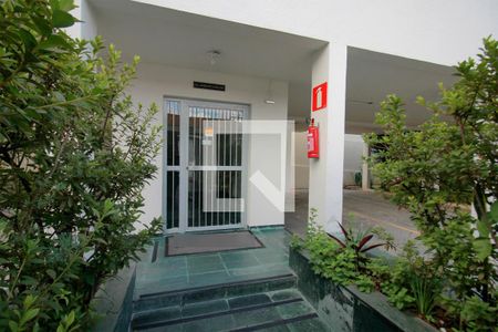 Apartamento à venda com 70m², 3 quartos e 2 vagasFachada interna