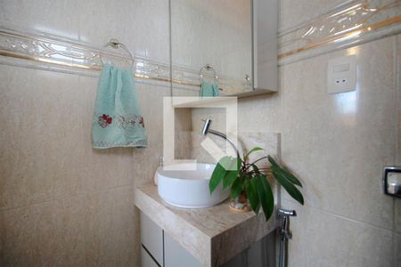 Apartamento à venda com 70m², 3 quartos e 2 vagasBanheiro da Suíte