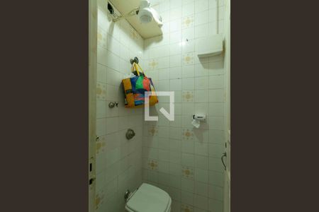 Apartamento à venda com 84m², 3 quartos e sem vaga Apartamento à venda com 84m², 3 quartos e sem vagaBanheiro de Serviço